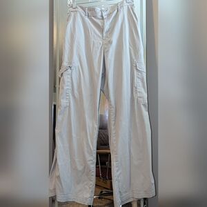 Cargo Pants in Light Beige - Classic Utility Style